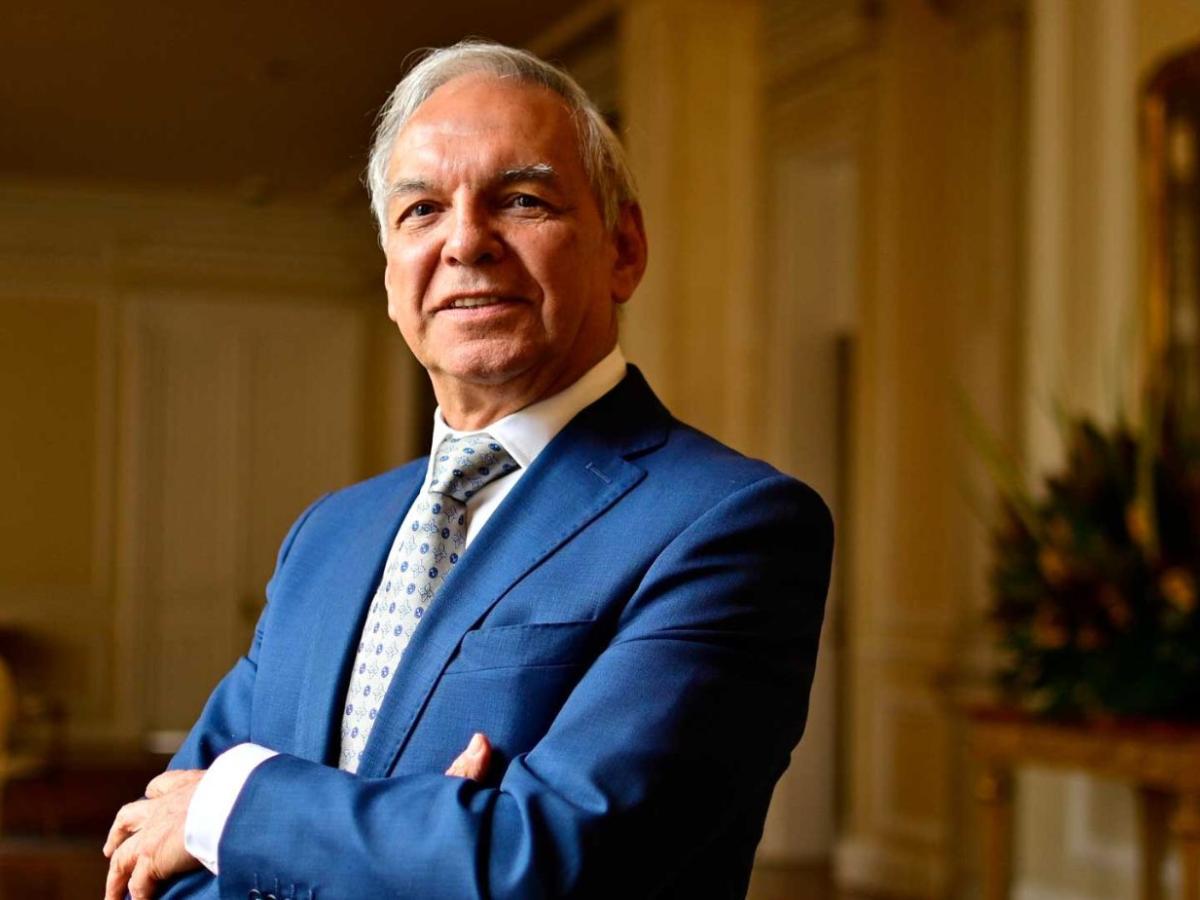 Ministro de Hacienda, Ricardo Bonilla hace un llamado a la banca internacional para modificar parámetros de valoración 