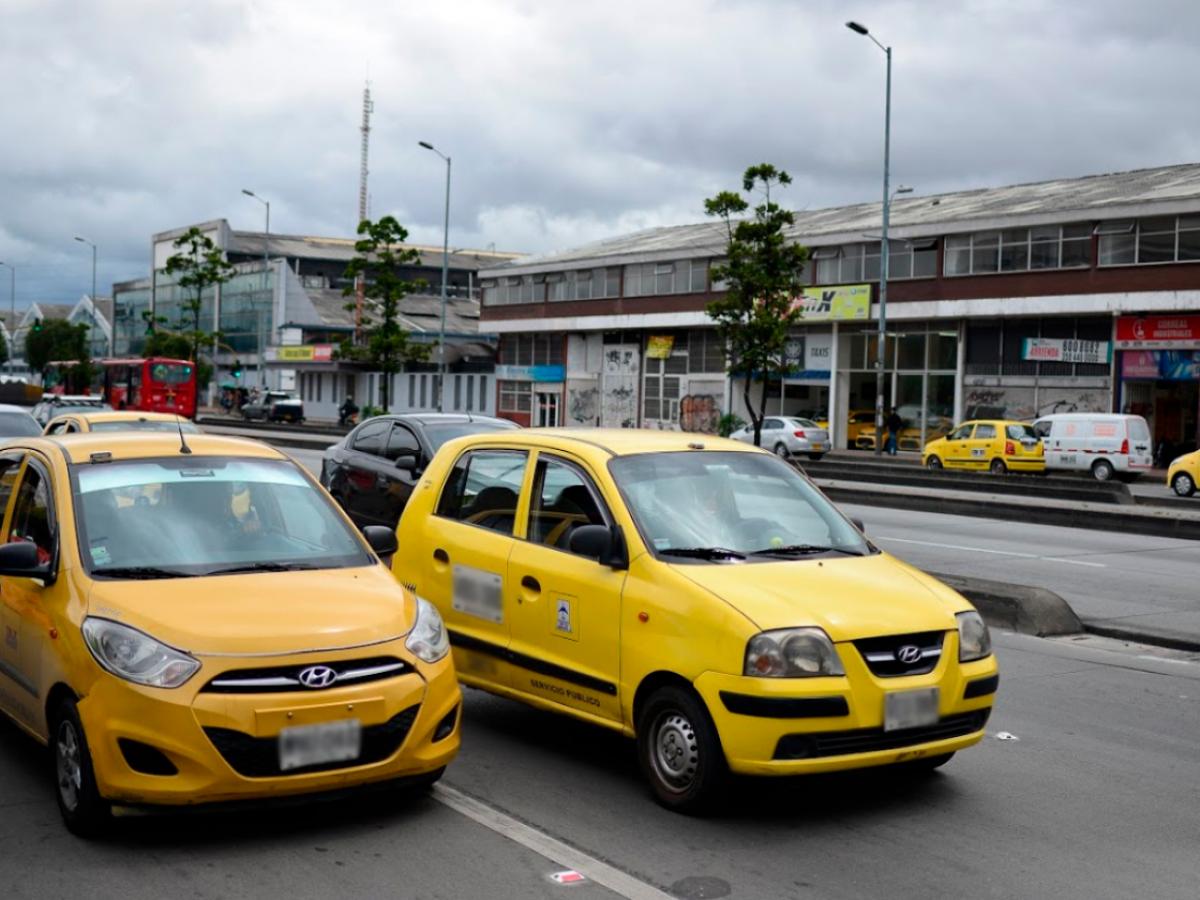 MinTransporte propone cambio a taxis eléctricos en el país