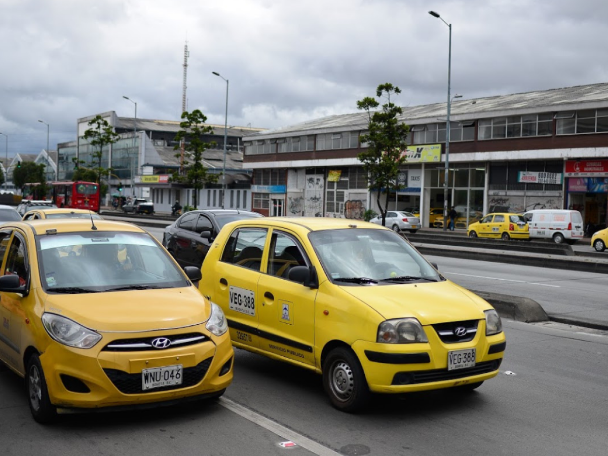 Pico y placa Bogotá taxis HOY: 13 al 18 de mayo 2024