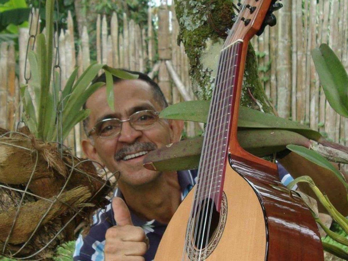 Construcción de instrumentos musicales en Sevilla, Valle del Cauca
