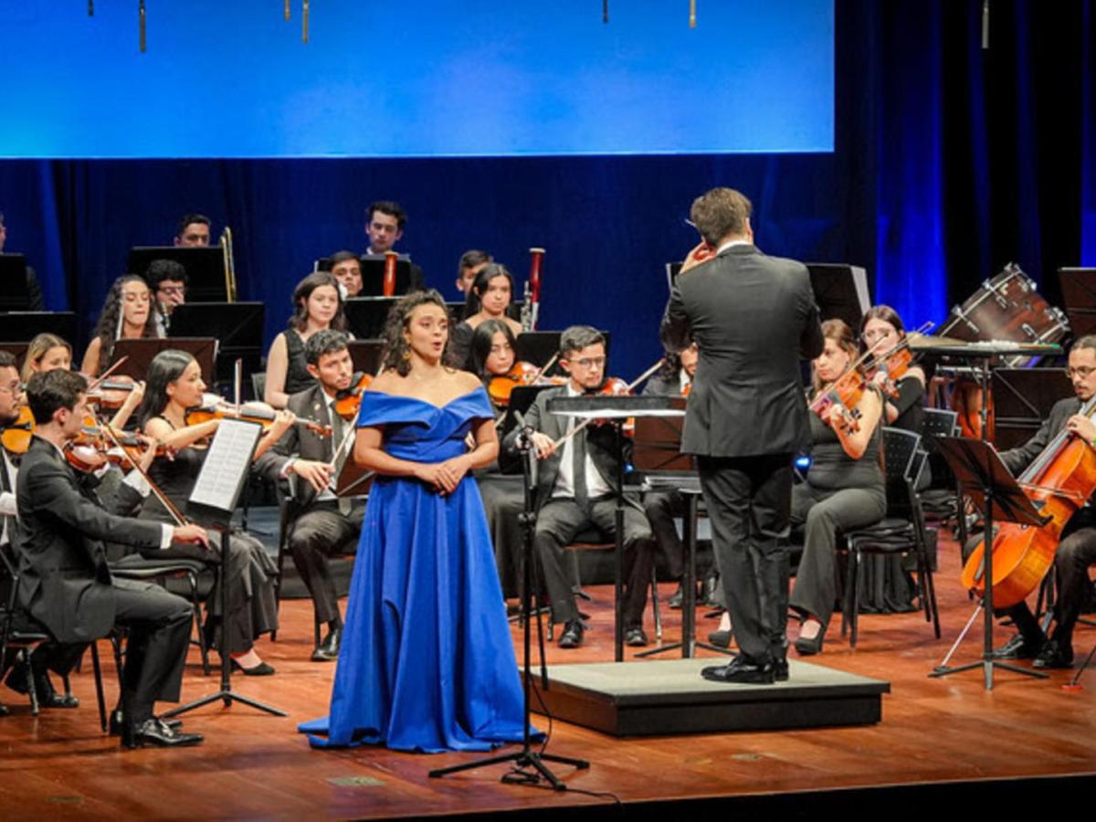 Festival de Música de Cartagena y la Feria de Manizales por Radio Nacional