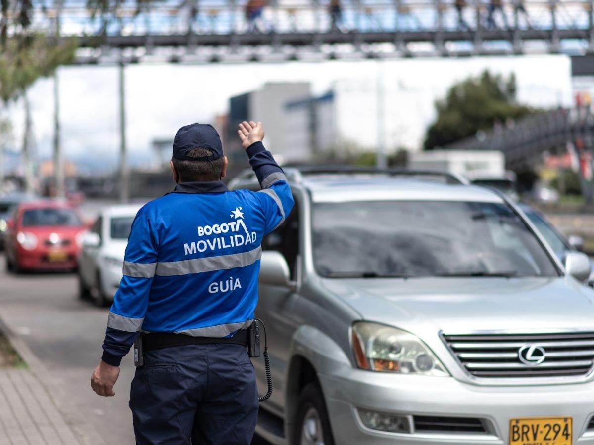 Pico y placa Bogotá HOY para vehículos particulares y taxis: 10 de abril 2025