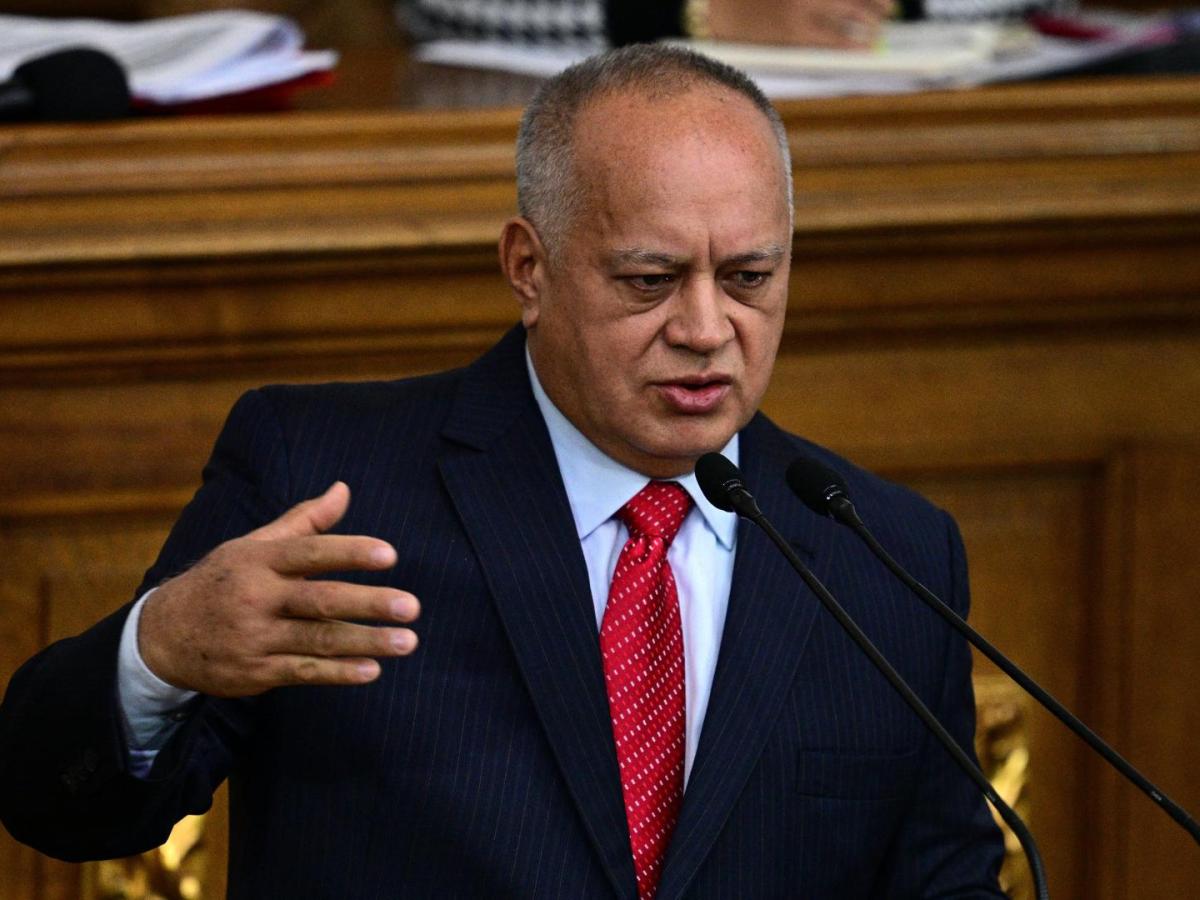 Venezuela niega asedio contra embajada de Argentina