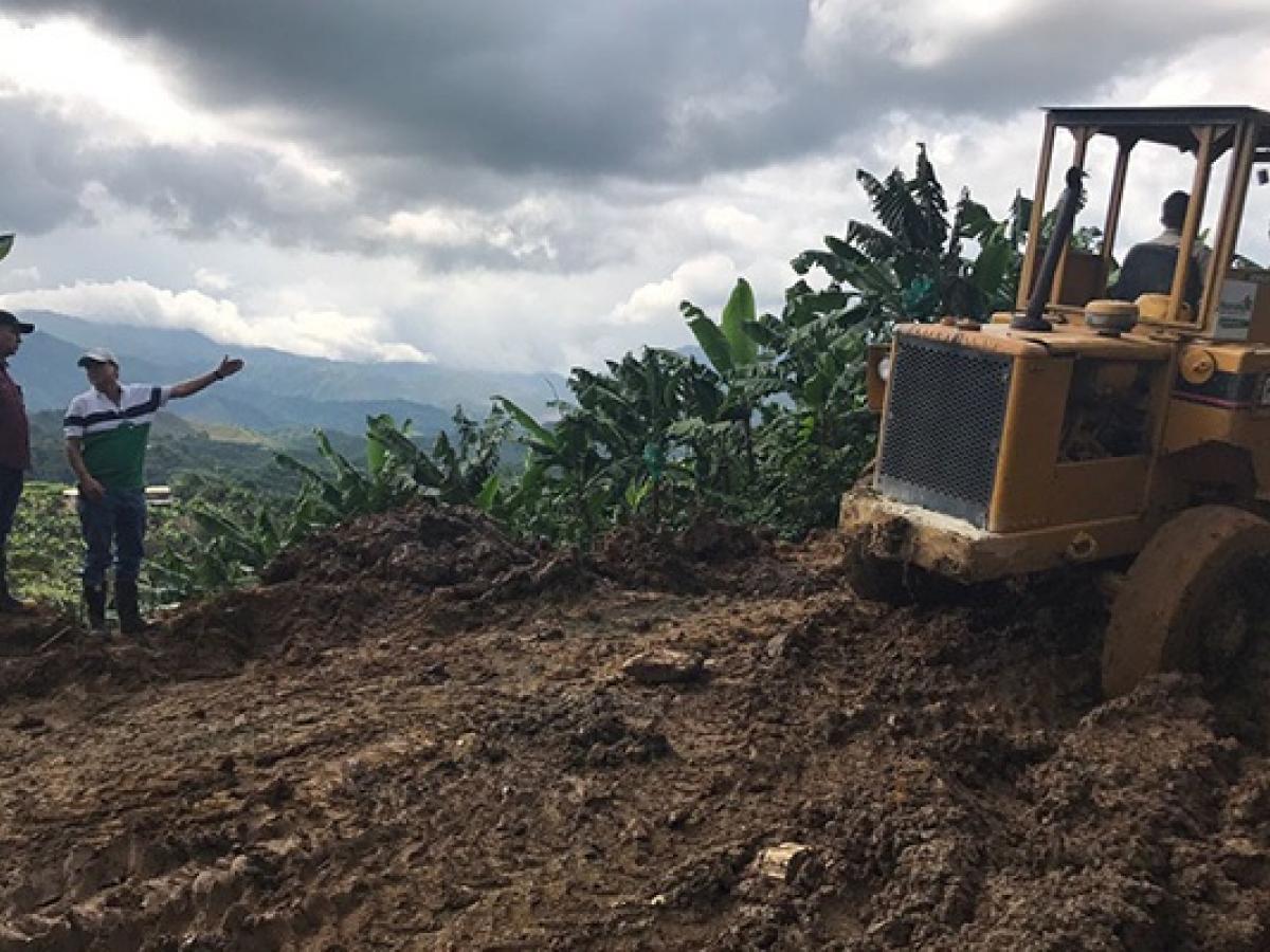 Investiga proyectos con recursos de la paz en Risaralda y Quindío 