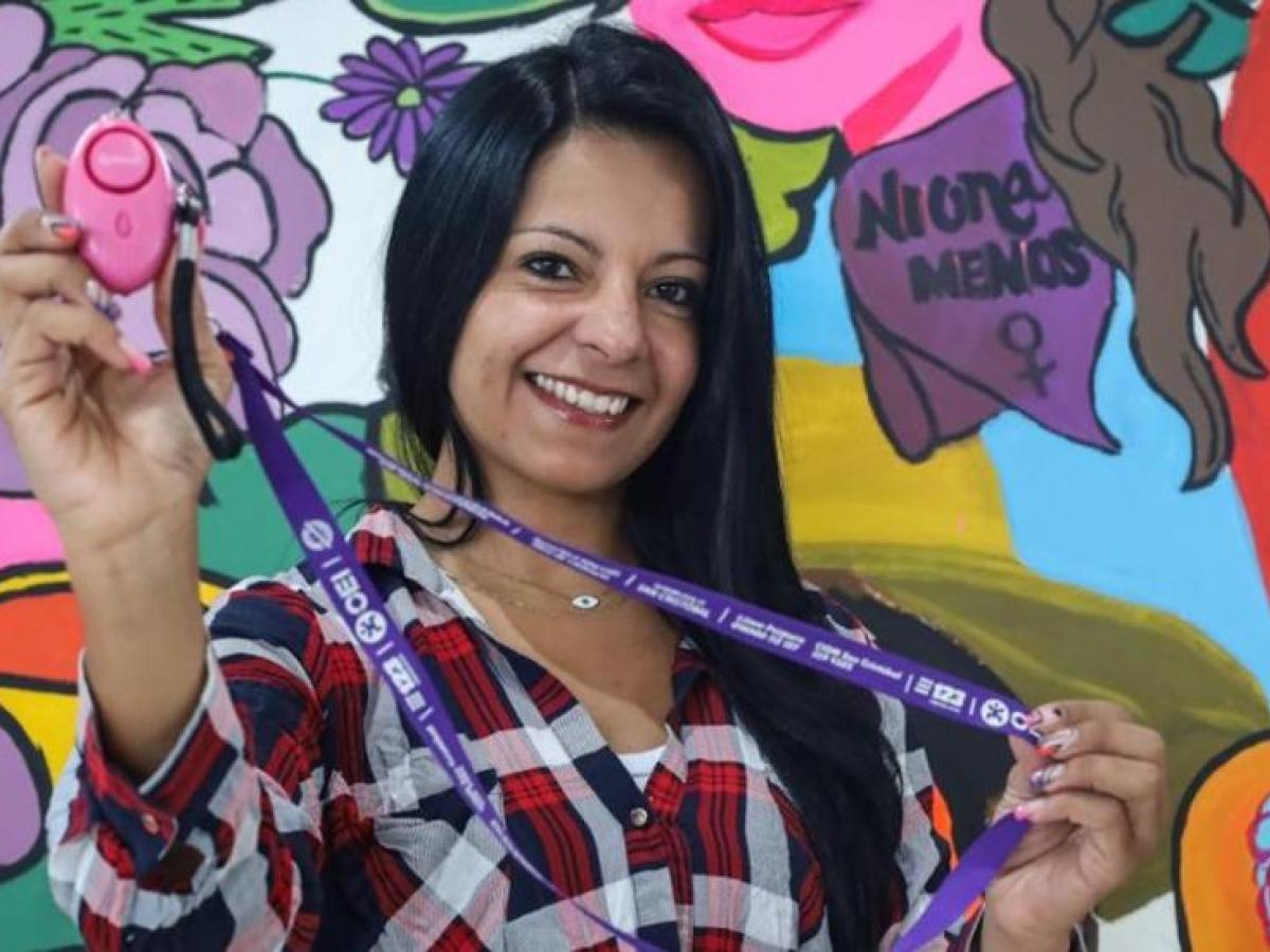 Alarmas portátiles en Bogotá a mujeres de San Cristóbal