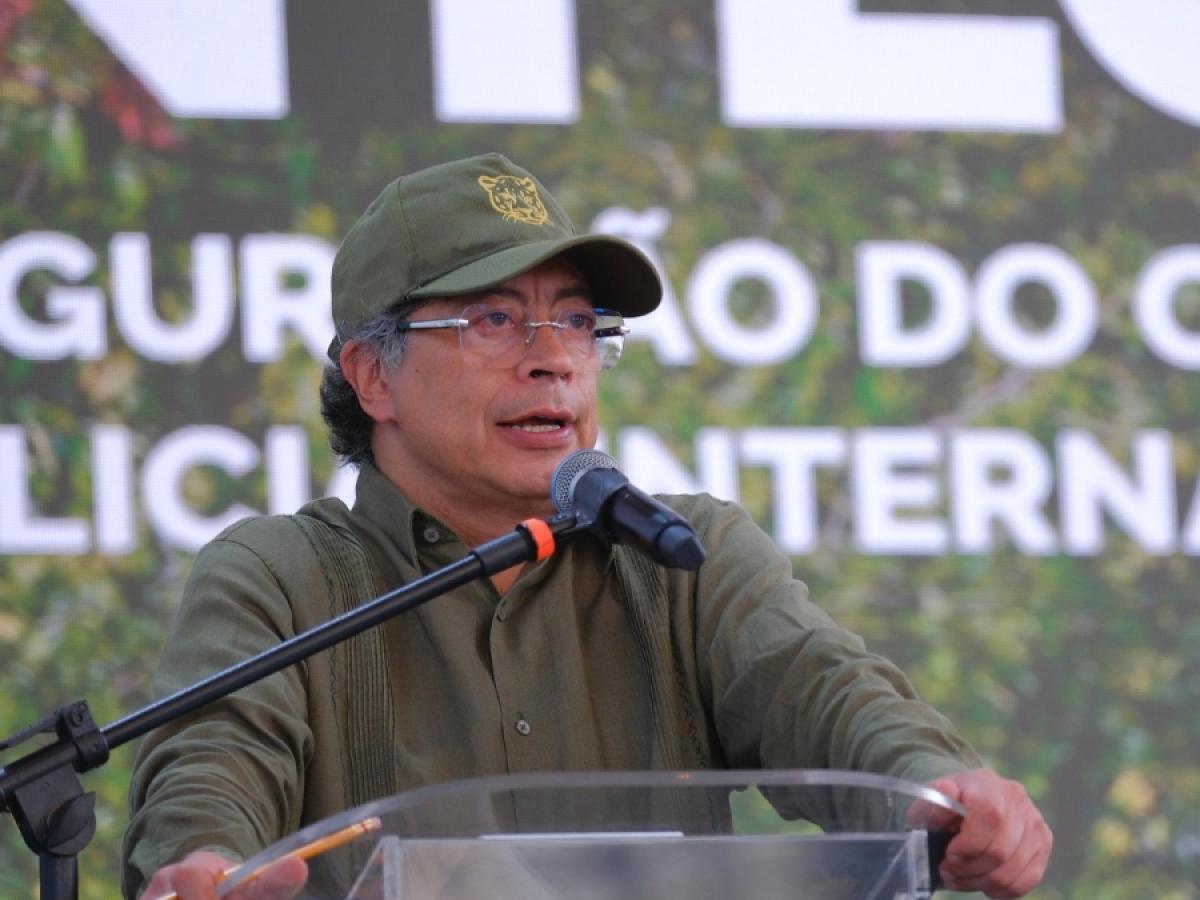 Presidente petro rechaza asumir deuda de la Nueva EPS