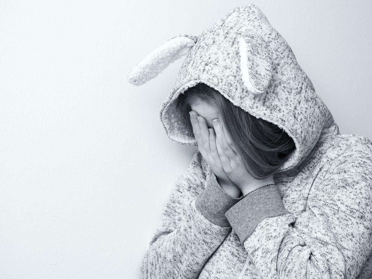 Cambiar la narrativa y abrazar a los jóvenes en Colombia para prevenir el suicidio 