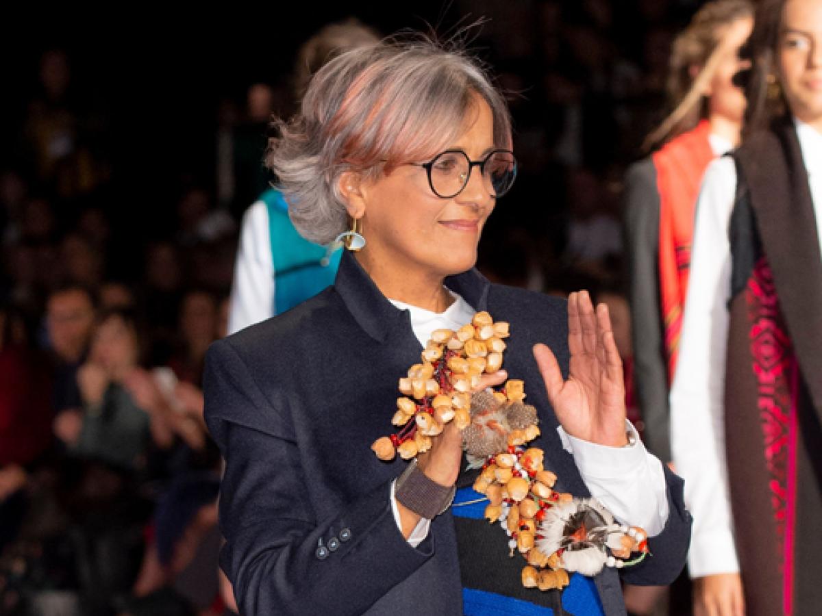 Adriana Santacruz: moda ancestral para el mundo
