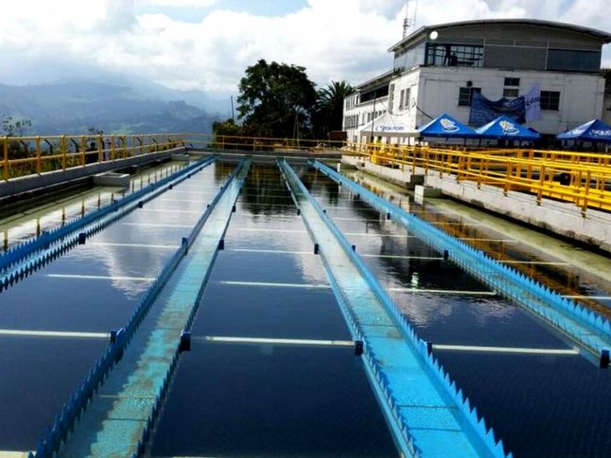 Invierten más de $8 mil millones para recuperar acueducto de Manizales ...