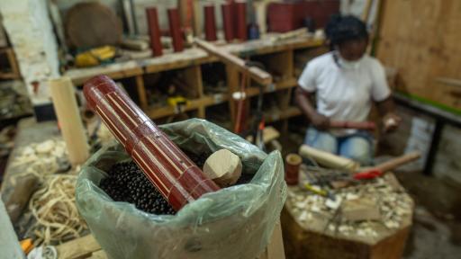 Artesanos de la música: el guasá del Valle del Cauca 