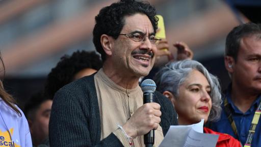 El senador calificó de antidemocrática la decisión del CNE que lo excluyó de la consulta del 8 de marzo y aseguró que el Pacto Histórico no participará.