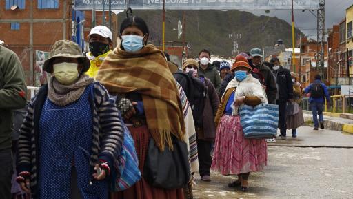 Perú reabre pasos fronterizos con Bolivia