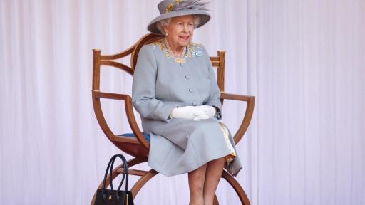 Reina Isabel II tiene Covid-19