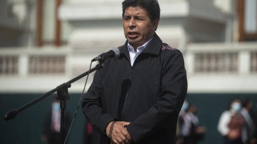 Castillo pide su libertad y niega delitos tras fallido autogolpe en Perú