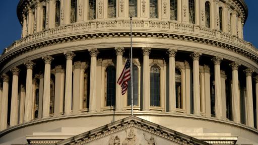 Senadores de EE.UU. anuncian acuerdo para frenar violencia con armas