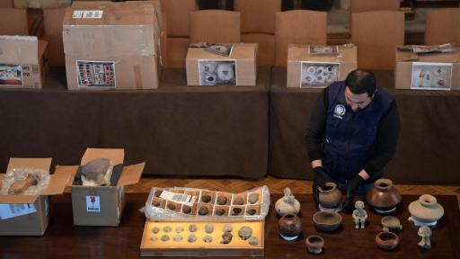 Colombia repatria 274 piezas precolombinas recuperadas en EE.UU.