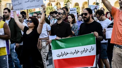 Protestas en Irán entran en su cuarta semana en medio de enfrentamientos