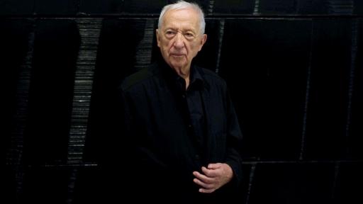 Murió Pierre Soulages, el pintor francés que iluminó el color negro