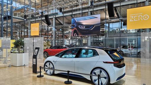 Volkswagen planea cerrar tres fábricas en Alemania