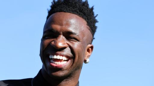 Vinicius pide a jugadores del Real Madrid ayudar a damnificados por inundaciones en Valencia