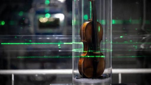 ¿Cómo es por dentro un violín de Niccolò Paganini?