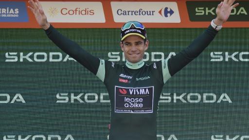 Van Aert gana de nuevo al esprint en la Vuelta, O'Connor sin apuros