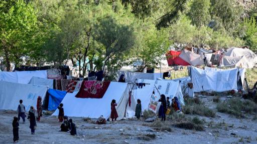 UE convocará a talibanes para hablar sobre migrantes afganos