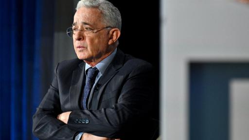 Uribe declaró como testigo en juicio por manipulación de testigos