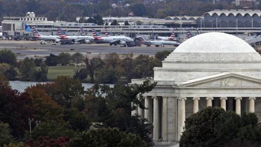 Senado de EE. UU. va en contra de Donald Trump aprobando resolución contra aranceles