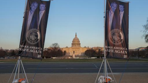 Víctimas de Epstein denuncian exposición de sus datos en internet