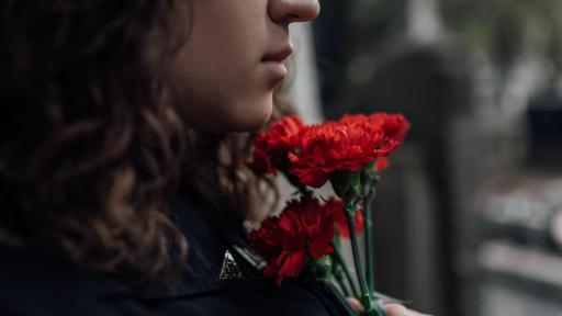 Etapas del duelo: ¿Cómo sobrellevar la pérdida de un ser querido?