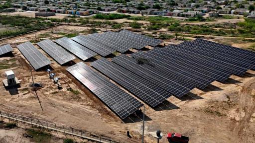 Ministerio de Minas inaugura granjas solares en La Guajira y Caquetá 