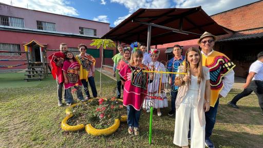 Nueva música: Grupo Bandola, Urpi Barco y Sai Conde 