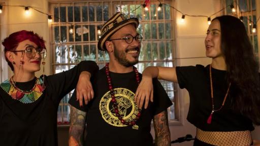 Música para bailar: disfruta de “El Bacán” en la radio pública