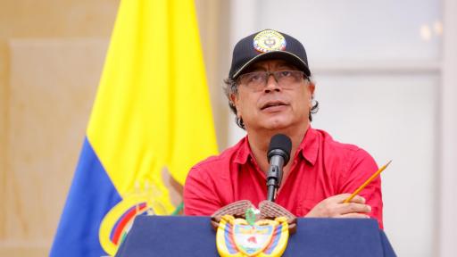Presidente Gustavo Petro suspende diálogos de paz con el Eln