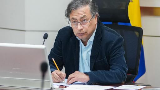 Gsutavo Petro reglamentará el uso legal de cannabis para uso no recreativo