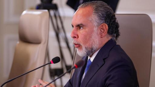 Gobierno anuncia programa para 12000 jóvenes con pago