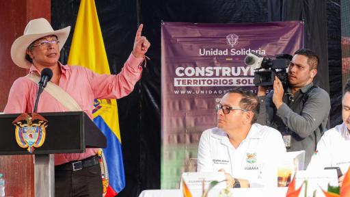 Presidente propuso abrir propiedad a carboneros por minas