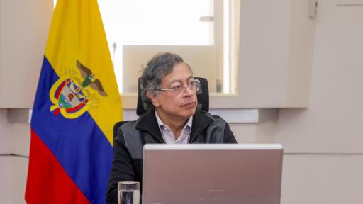 Gustavo Petro moderará su discurso y brinda garantías a la oposición