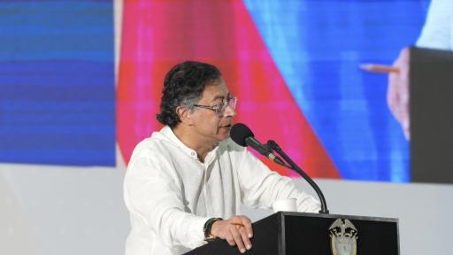 Petro responde a Iván Duque sobre política exterior de Colombia 