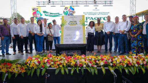 Presidente Petro lidera firma del Pacto Territorial en Timbío, Cauca