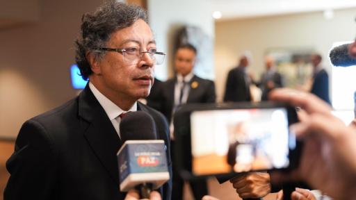 Petro denuncia violación de derechos humanos en Medellín durante protesta en favor de Palestina