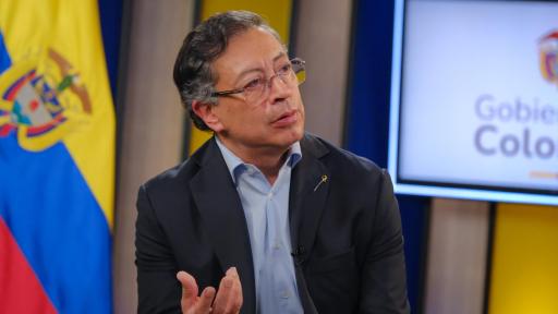  Petro cuestiona bombardeos de EE. UU. ilegales  ineficaces