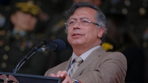 Petro denuncia intento ligarlo narcotráfico con pruebas falsas