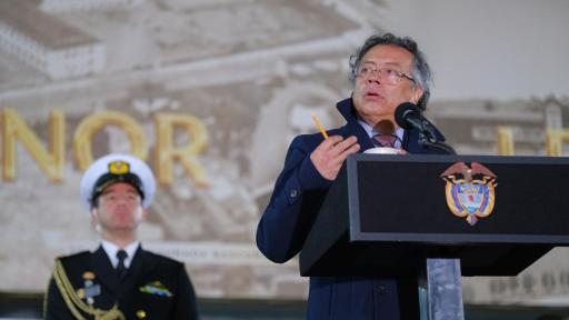 Sistema de salud: Petro alerta por utilidades de clínicas privadas en 2024