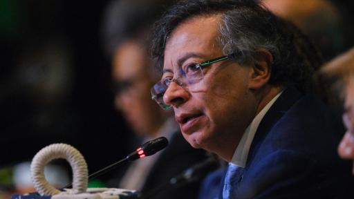 Petro califica de inconstitucional política del Banco de la República