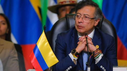 Petro denuncia supuesto acuerdo entre Bautista y De la Espriella