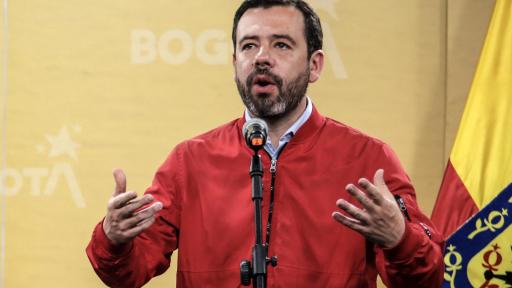 Aprobación de Carlos Fernando Galán se desploma al 26% en Bogotá