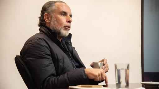 Armando Benedetti cuestiona suspensión del salario mínimo vital