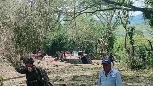 Atentado vía Panamericana Cauca contra el Ejército 